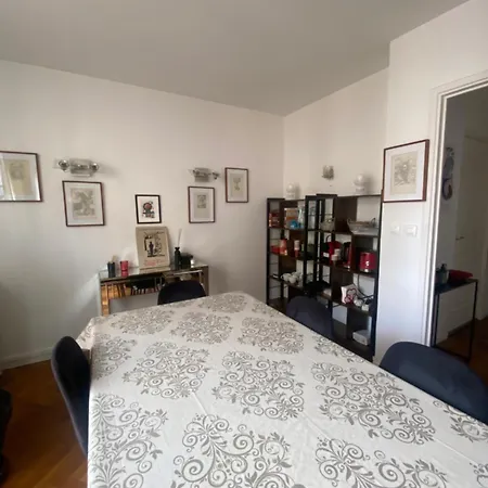 Calme Et Lumineux. B&b. 3 * Neuilly-sur-Seine